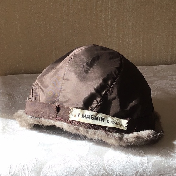Vintage Faux-Fur Hat - Picture 5 of 9